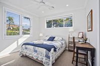 Jetty Splendour Guest Bedroom with Bathroom en-suite B'nB - Seniors Australia