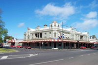 Madden's Commercial Hotel - Petrol Stations