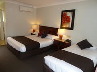 McNevins Warwick Motel - Seniors Australia