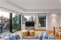 Melbourne Holiday Apartments Williamstown - Australian Directory