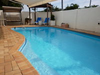 Oceana Holiday Units - Australian Directory