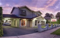 Redwood Manor Motel Apartments - Internet Find