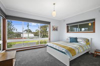 Rocklea Comfort 38 - Australian Directory