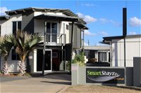 Smart Stayzzz Inns - Suburb Australia