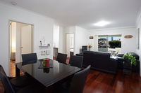 Spacious Family Apartment Close to Olympic Park