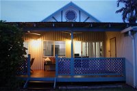 Spike the Bubble Beach House - Australian Directory