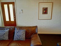 Superb 2 BR Apartment Minutes to CBD- Cen7 - Click Find