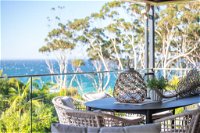 Surfers Beach House - Click Find