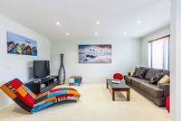 SURFSIDE GETAWAY IN PICTURESQUE INVERLOCH - Realestate Australia