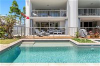 SWIM UP DRIFT APARTMENT 12 South - Adwords Guide