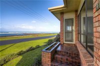 Swimmers' Rest - uninterrupted panoramic ocean views - Australian Directory
