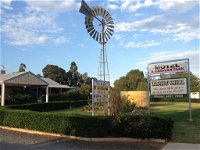 Tambo Mill Motel  Caravan Park - Seniors Australia