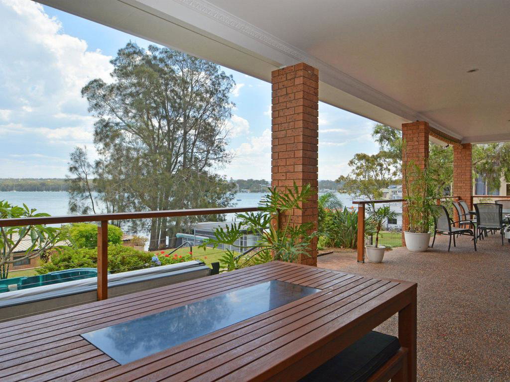 The House On The Lake @ Fishing Point, Lake Macquarie - Honestly Put The Line In And Catch Fish - thumb 0