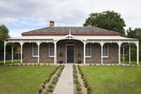 The Manse on Ebden - Petrol Stations