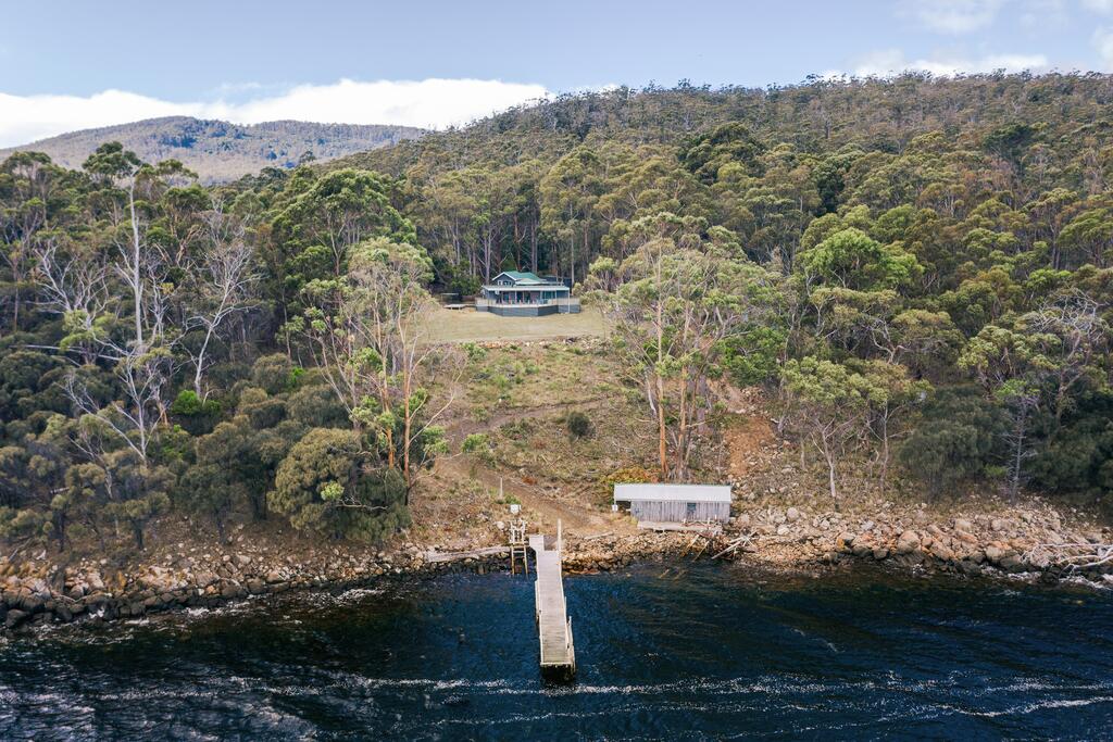 The Pier House - thumb 0