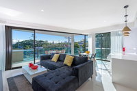 The Princess of Bulimba - Executive 3BR Bulimba Apartment with Large Balcony Next to Oxford St - Internet Find