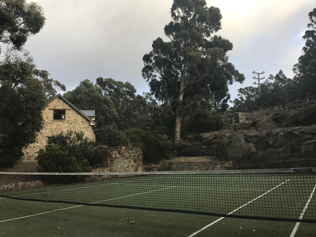 The Stone Cottage (with Tennis Court) - thumb 3