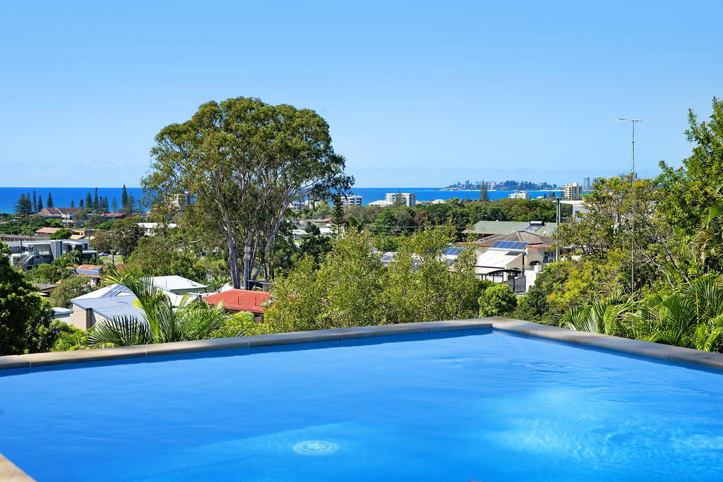 THE VIEW TUGUN - 4 bedrooms - Sea views - Private heated pool