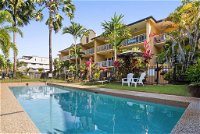 The York Beachfront Holiday Apartments - Click Find