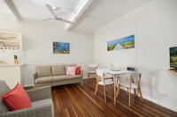 Tondio Terrace Flat 5 - Pet Friendly ground floor budget style accommodation - Adwords Guide
