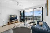 Top Floor 3 Bed Apartment with Million Dollar Views - Seniors Australia