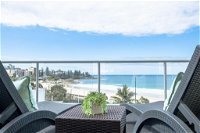 Top Floor Kings Beach Views With Private Rooftop Terrace with spa bath - Click Find