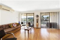 Townhouse in the heart of Port Stephens