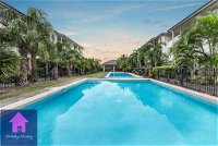 Townsville Luxury spacious Apt 3 BR-2BTH Pools - Internet Find