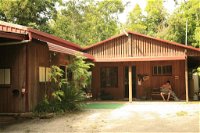 Tropical Bliss bed and breakfast - Swimm
