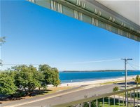 VIEWS VIEWS VIEWS Front Top Floor Waterfront Unit - Chnook Apartments South Esp Bongaree - Seniors Australia