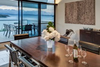 Waves 3 Luxury 3 Bedroom Endless Ocean Views Central Location  Buggy - Seniors Australia
