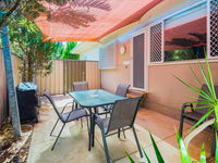 Yamba Daze - Sunset - Pet Friendly - Internet Find