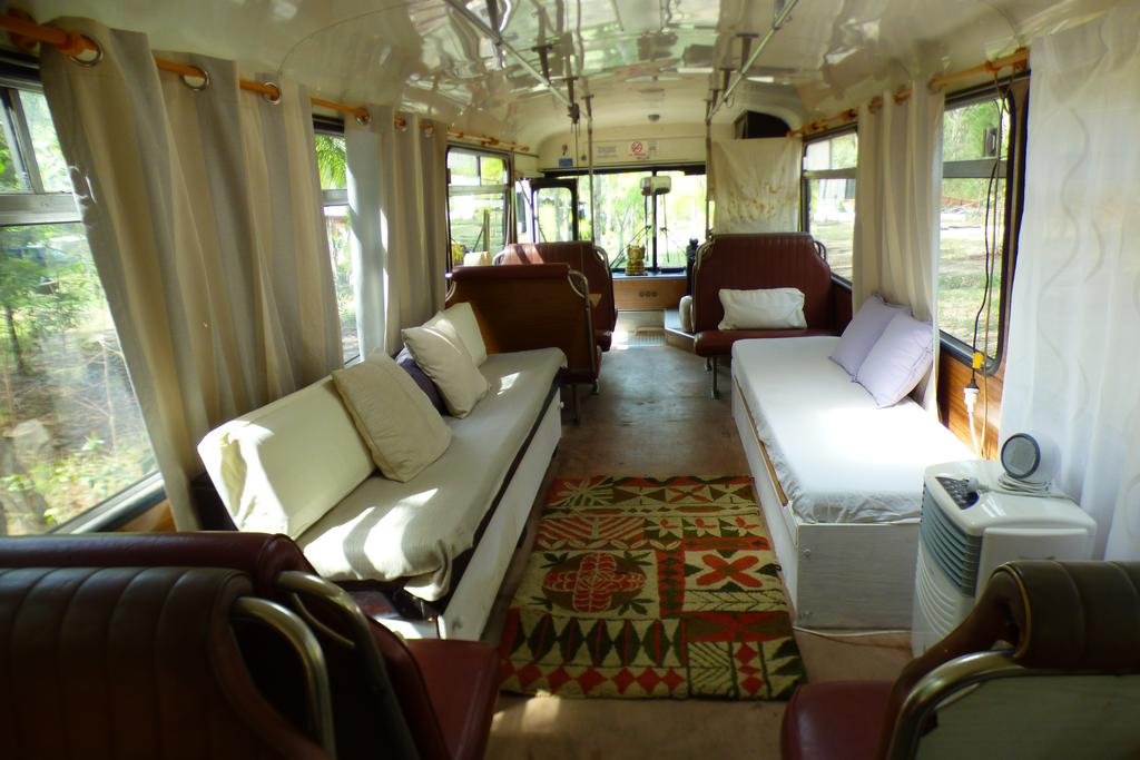 Yamba Hinterland bush retreat - Vintage bus stay Dilkoon