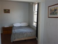 Young Budget Accommodation - Renee