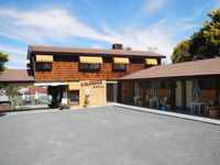 Young Goldrush Motel - Seniors Australia