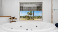 Your Luxury Escape - Byron Sunset Breeze - Seniors Australia