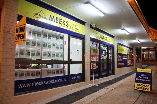 Meeks Real Estate - Internet Find