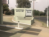 Countryman Motor Inn - Click Find