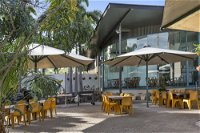 Capricorn Motel  Conference Centre - Suburb Australia