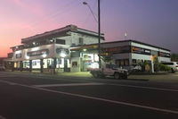 Goondi Hill Hotel - Petrol Stations