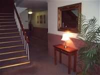 Lindy Lodge Motel - Click Find