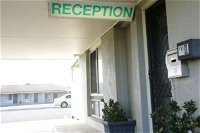 Golden Palms Motel - Australian Directory