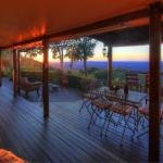 At Remingtons Private Cottages  Lodge - Click Find