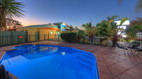 Motel Carnarvon - Click Find