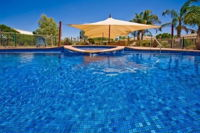 Paradise Lakes Motel - Australian Directory