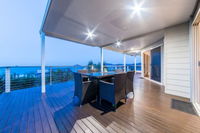 Hydeaway Bay Beach House - Click Find