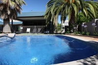 Golden Leaf Motor Inn - Qld Realsetate