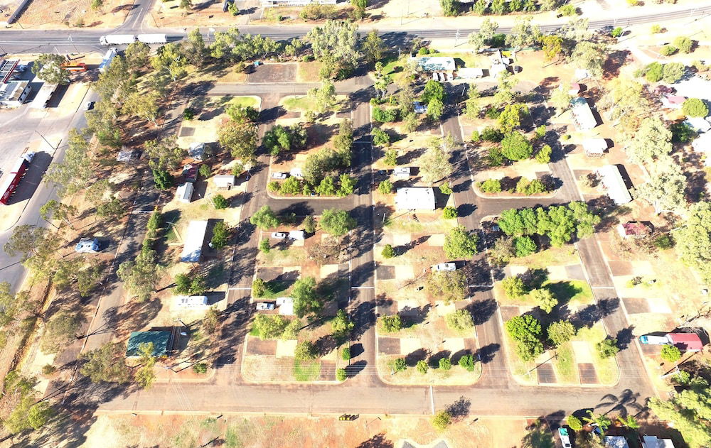 Cobar Caravan Park - thumb 1