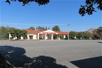 Bishops Lodge Narrandera - DBD