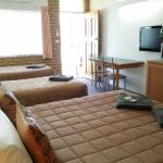 Guyra Motor Inn - Click Find